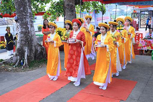 Lễ hội Bà Thu Bồn được tổ chức hằng năm