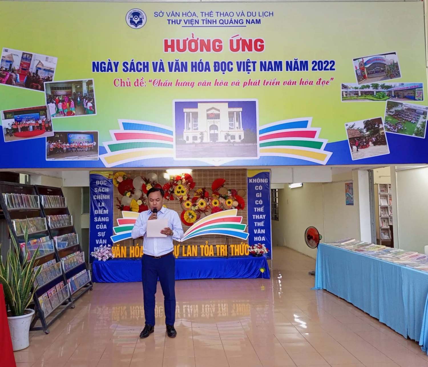 Ông La Đình Nghĩa - Giám đốc Thư viện tỉnh Quảng NAm phát biểu khai mạc hoạt động