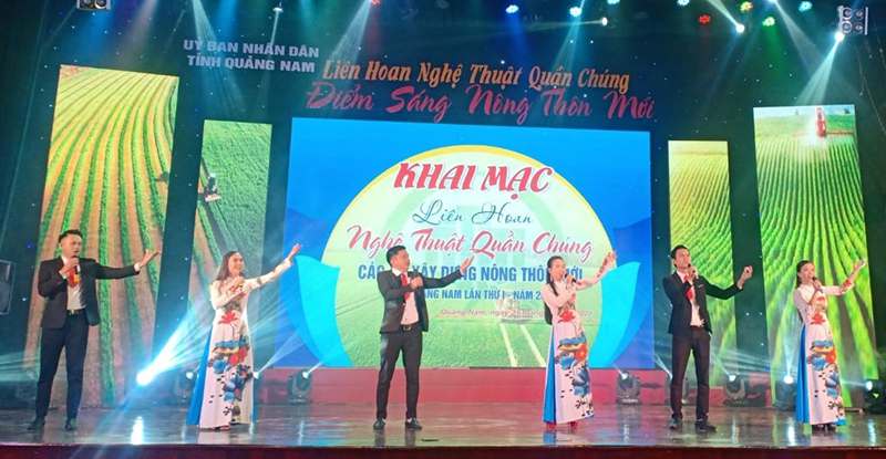 Một tiết mục biểu diễn tại Liên hoan nghệ thuật quần chúng các xã xây dựng nông thôn mới tỉnh Quảng Nam lần thứ I  Năm 2021