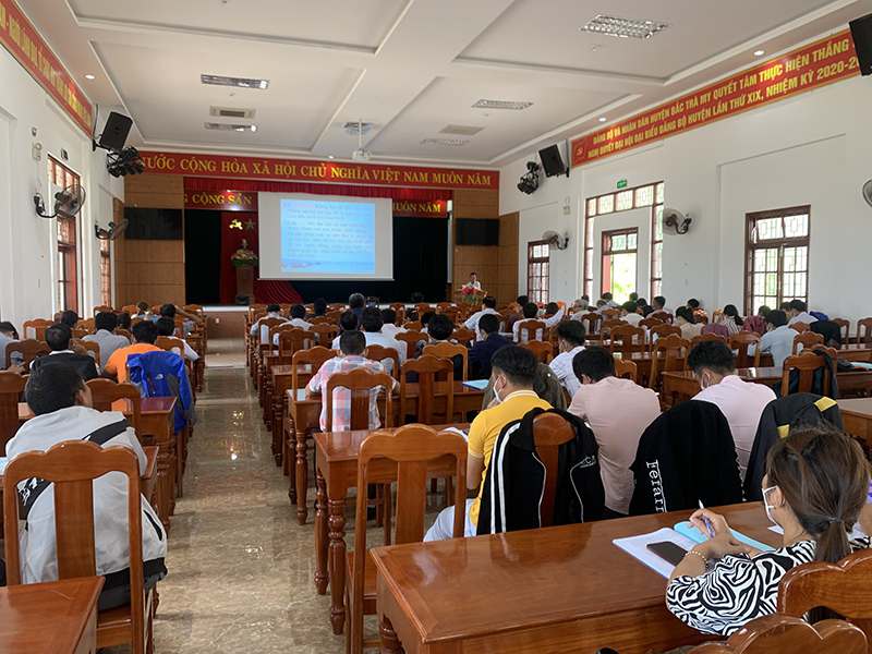 Quang cảnh lớp tập huấn