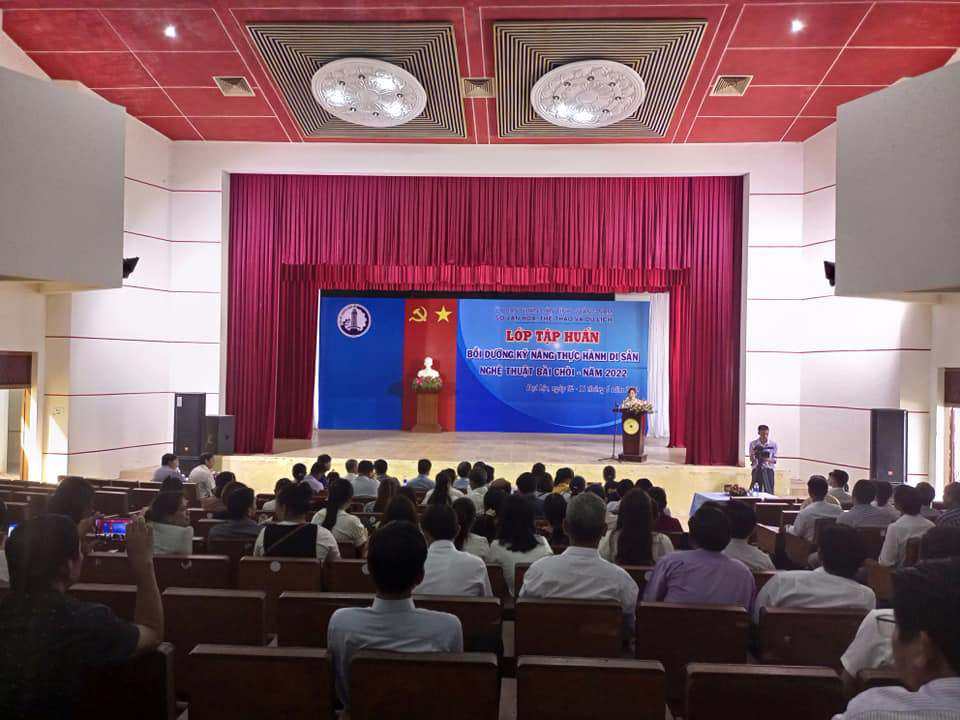 Khai mạc lớp tập huấn “Truyền dạy, bồi dưỡng kỹ năng thực hành di sản nghệ thuật Bài chòi tại huyện  Đại Lộc