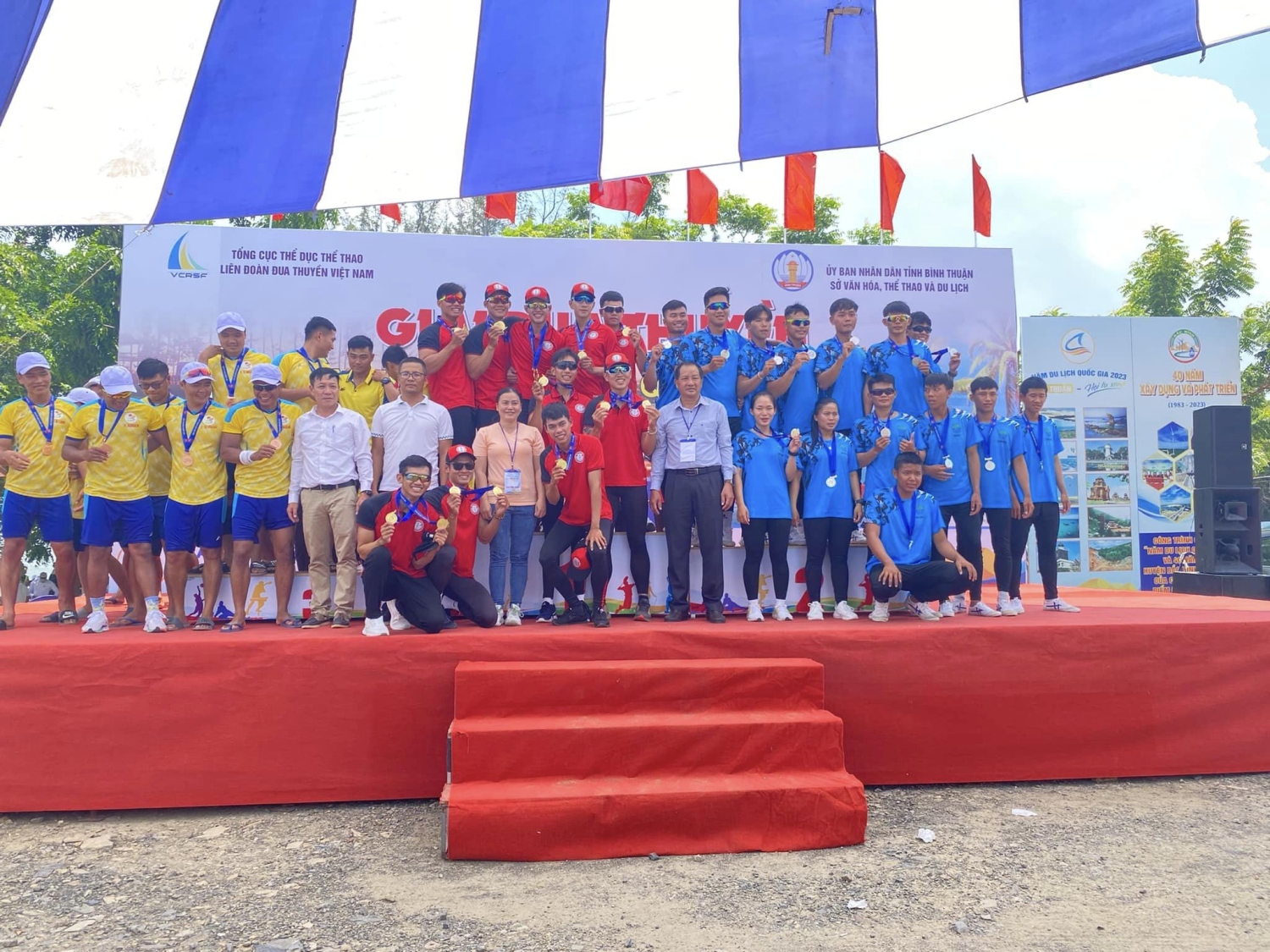 Quảng Nam giành 01 Huy chương Vàng và 02 Huy chương Bạc tại Giải đua thuyền truyền thống vô địch quốc gia năm 2023